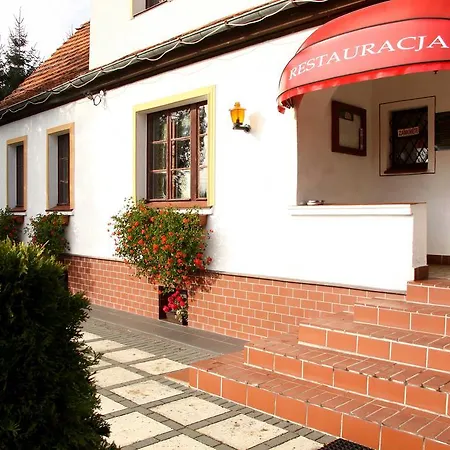 扎亚兹德比亚里多姆宾馆 宾馆 3*