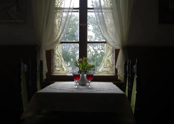 扎亚兹德比亚里多姆宾馆